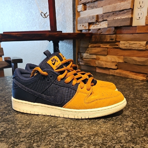 Nike Other - Nike Yellow and Blue Sneakers